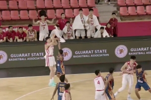 U18男篮亚洲杯-中国U18男篮大胜斯里兰卡取开门红 杨易轩23分