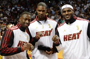 莱利：三巨头的次序是詹-韦-波 詹韦是关键所在&波什牺牲得最多